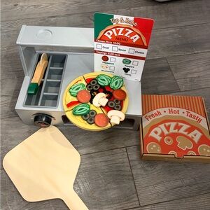 Melissa and Doug Kids Pizza Making Set with Oven